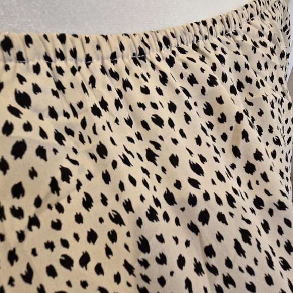 Polka Dot Off-Shoulder Dress With Flounce Detail - Picture 2 of 8